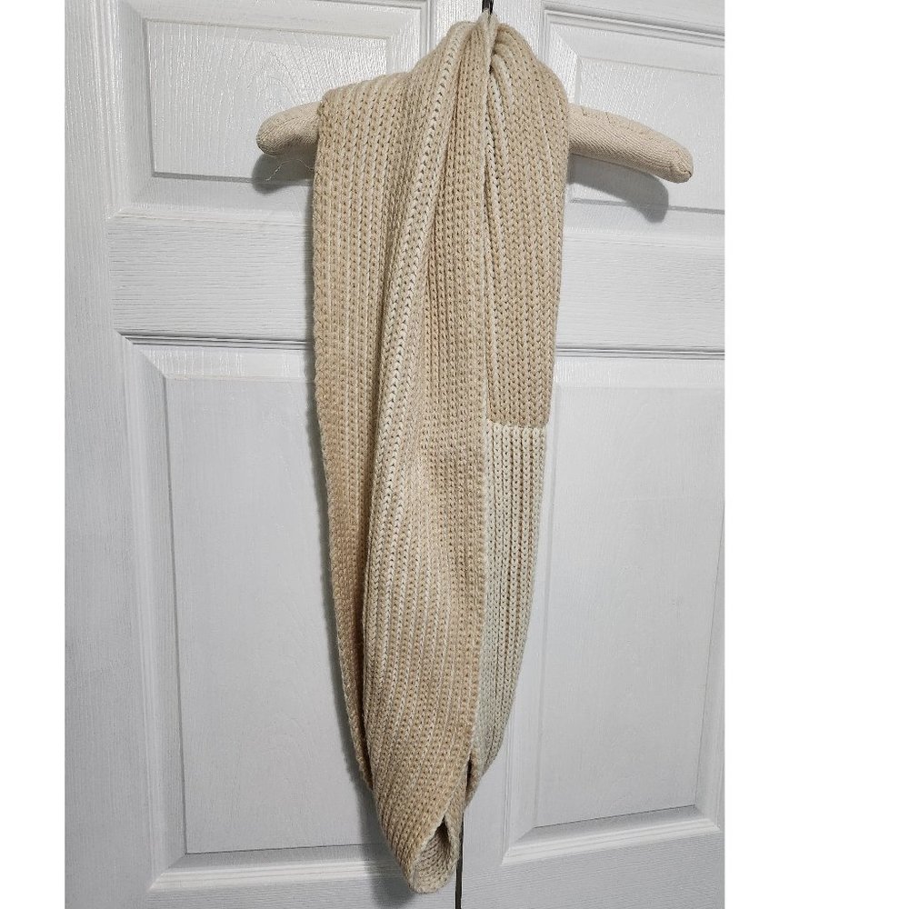 Striped twisted chunky infinity Scarf - cream rose gold